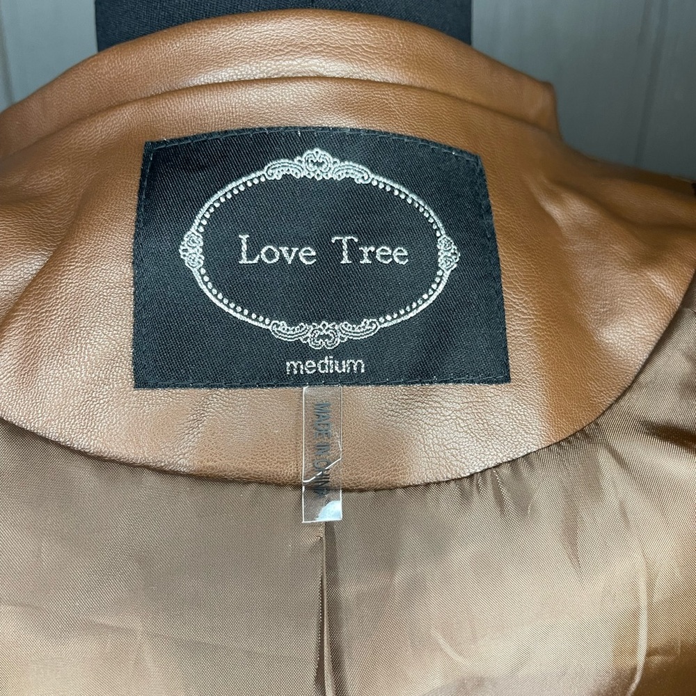 Love Tree Structured Studded Patent Leather Jacket View 4
